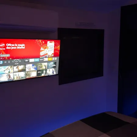 Διαμέρισμα Neuf Avec Jardin Climatisation Smart Tv, Ναντ