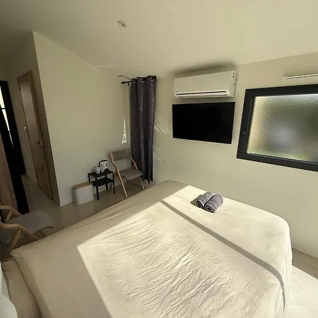 Neuf Avec Jardin Climatisation Smart Tv, Nantes