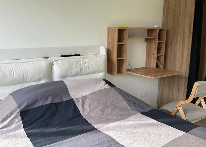 Neuf Avec Jardin Climatisation Smart Tv,