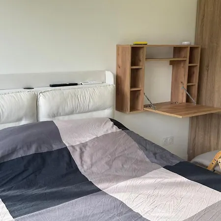 Privé Avec Entrée Indépendante - Pas De Cuisine