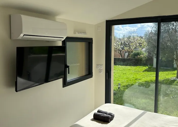 Apartment Neuf Avec Jardin Climatisation Smart Tv, *